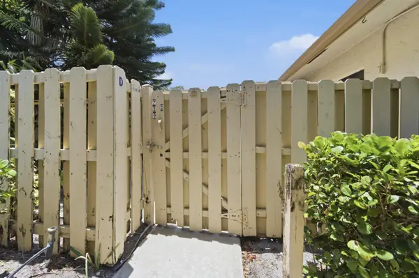 729 NW 29th Avenue, Delray Beach, FL 33445