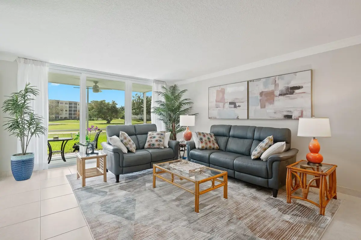 3700 Oaks Clubhouse Drive #106, Pompano Beach, FL 33069 - #1