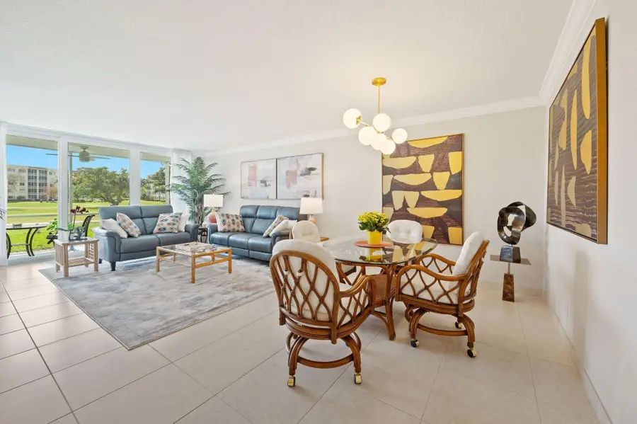 3700 Oaks Clubhouse Drive #106, Pompano Beach, FL 33069 - #3