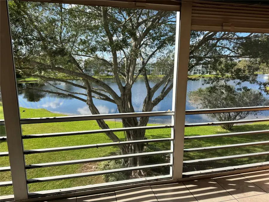 3058 Cambridge, Deerfield Beach, FL 33442 - #2