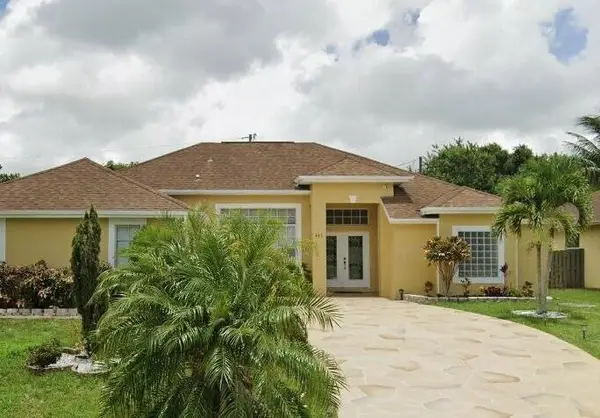 485 SW Dagget Avenue, Port St Lucie, FL 34953