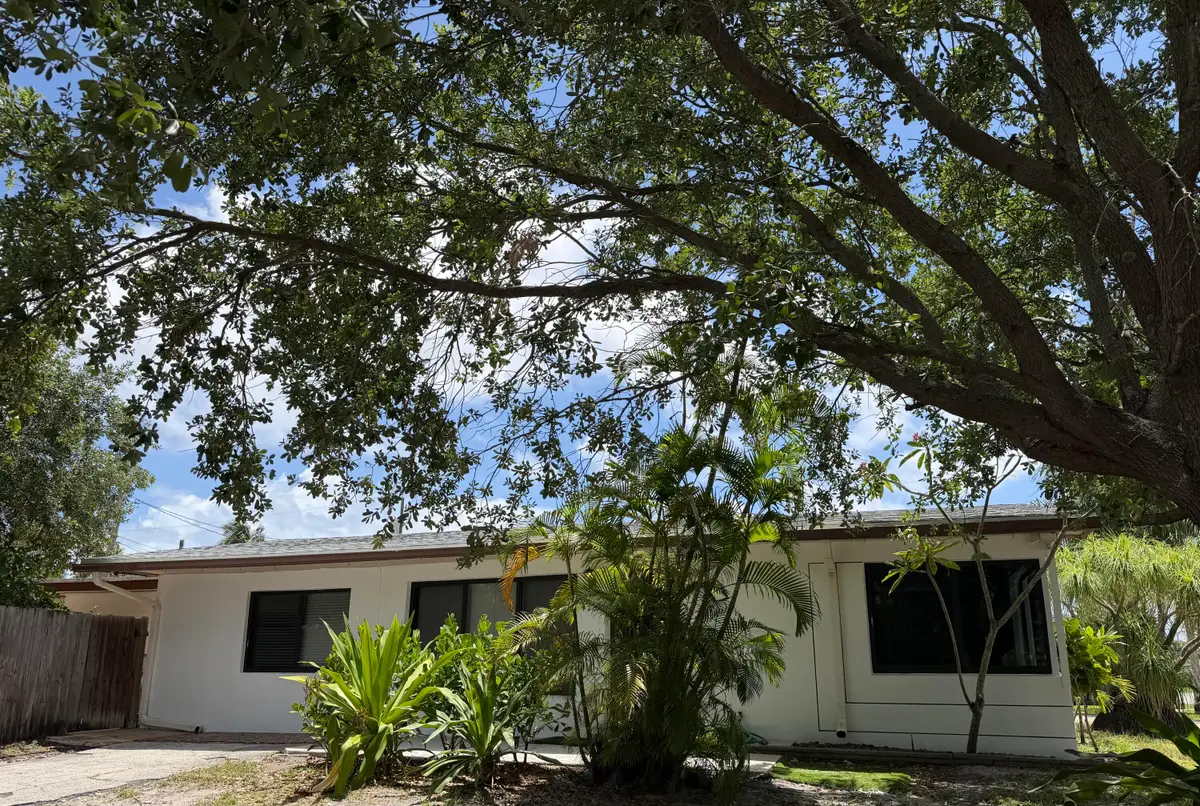 4250 NE 12th Avenue, Pompano Beach, FL 33064 - #1