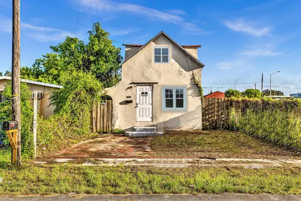 1713 NW 76th Terrace, Miami, FL 33147