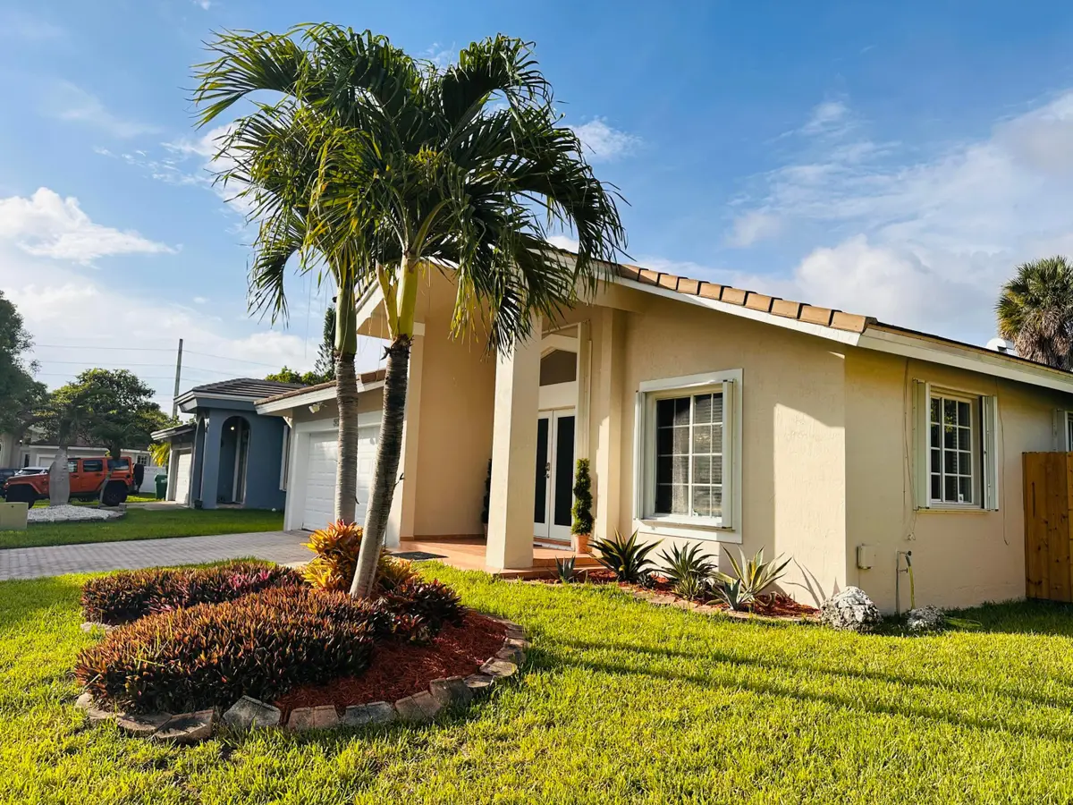 20221 SW 85th Court Sw, Cutler Bay, FL 33189 - #1
