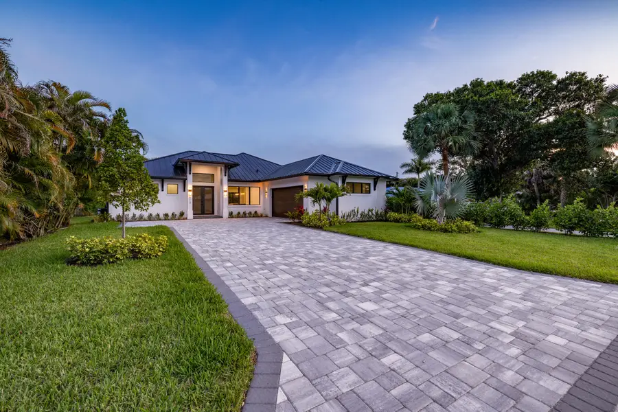 513 SW South Carolina Drive, Stuart, FL 34994 - #2