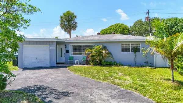 2000 NE 62nd Street, Fort Lauderdale, FL 33308