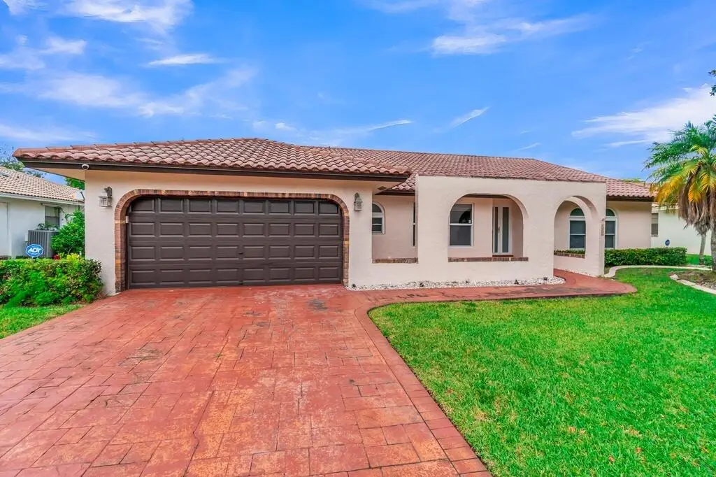 895 NW 110th Lane, Coral Springs, FL 33071 - #1