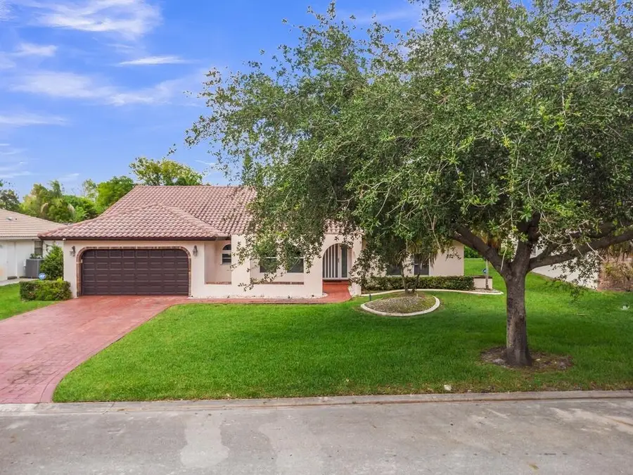 895 NW 110th Lane, Coral Springs, FL 33071 - #2