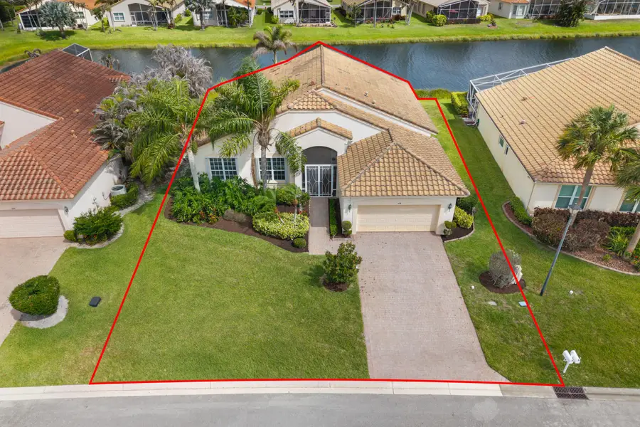 524 NW Blue Lake Drive, Port Saint Lucie, FL 34986 - #2