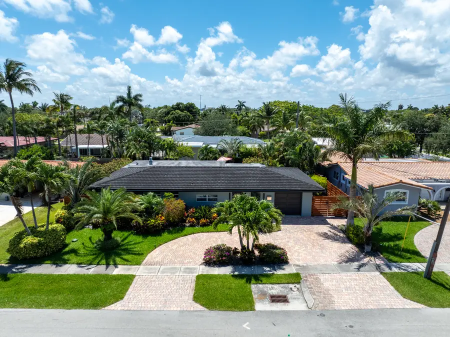 5041 NE 24th Avenue, Lighthouse Point, FL 33064 - #2