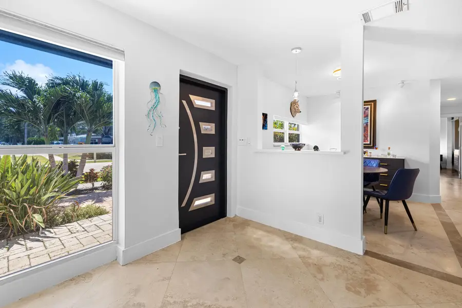 5041 NE 24th Avenue, Lighthouse Point, FL 33064 - #3
