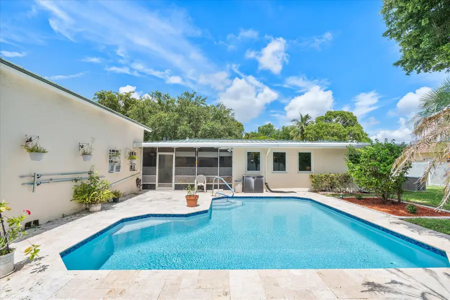 660 Azalea Court, Plantation, FL 33317 - #3