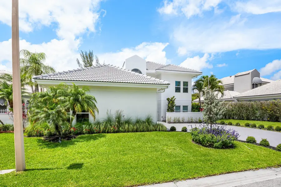 9701 Spray Drive, West Palm Beach, FL 33411 - #2