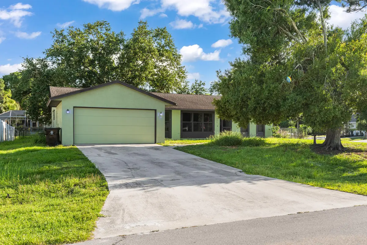1622 SW La Gorce Avenue, Port Saint Lucie, FL 34953 - #1