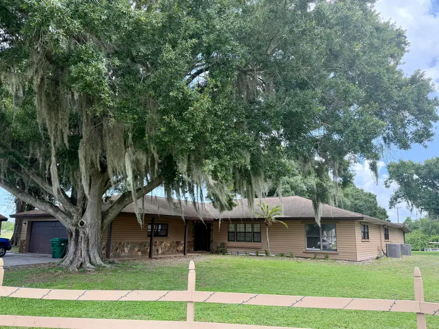 1631 SE 24th Boulevard, Okeechobee, FL 34974 - #3