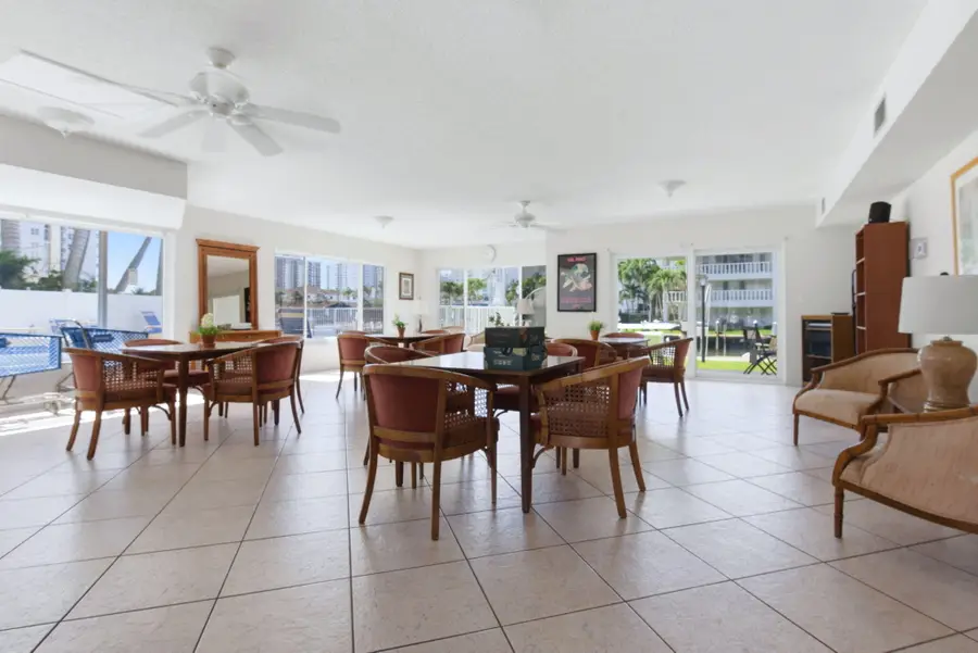 2880 NE 33rd Court #305, Fort Lauderdale, FL 33306 - #3