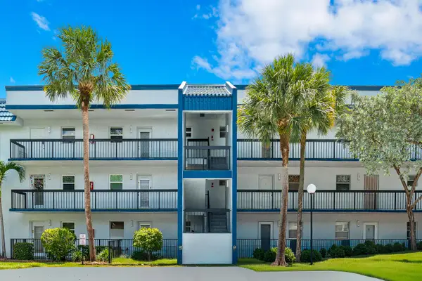 3170 Holiday Springs Boulevard #6-203, Margate, FL 33063