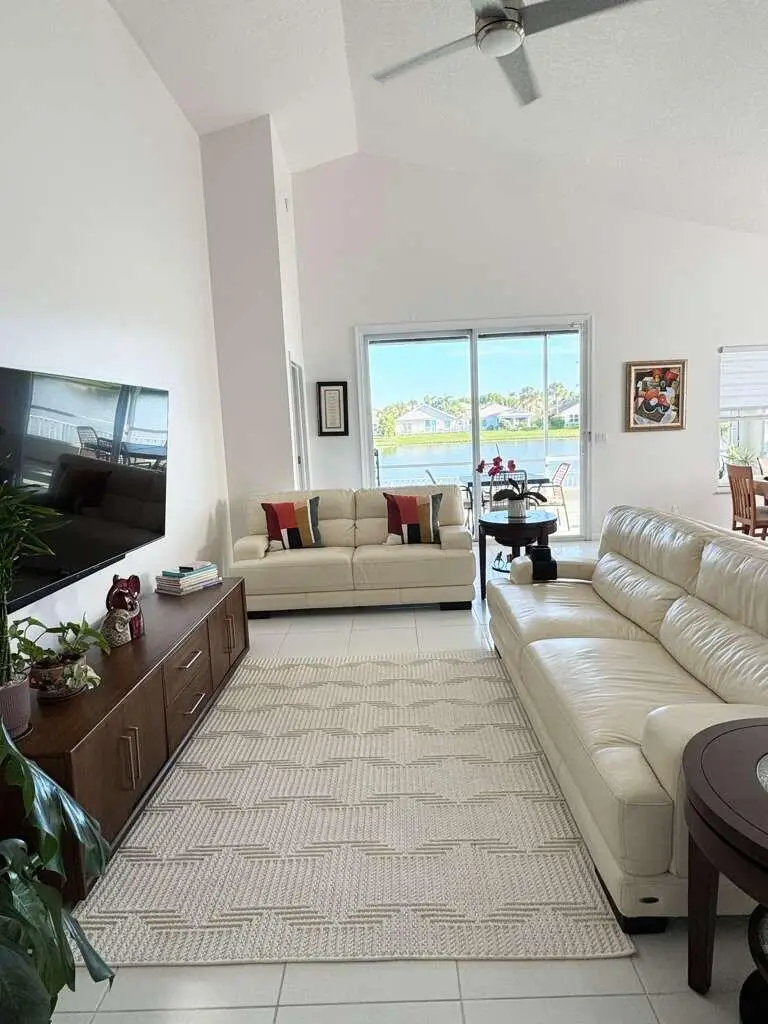 109 Derby Lane, Royal Palm Beach, FL 33411 - #3