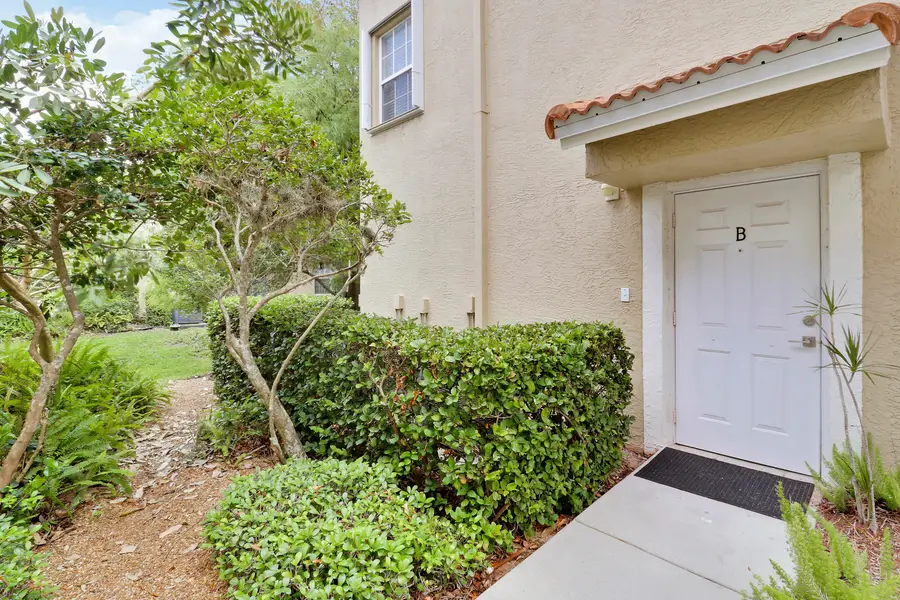 105 Lighthouse Circle #B, Tequesta, FL 33469 - #3