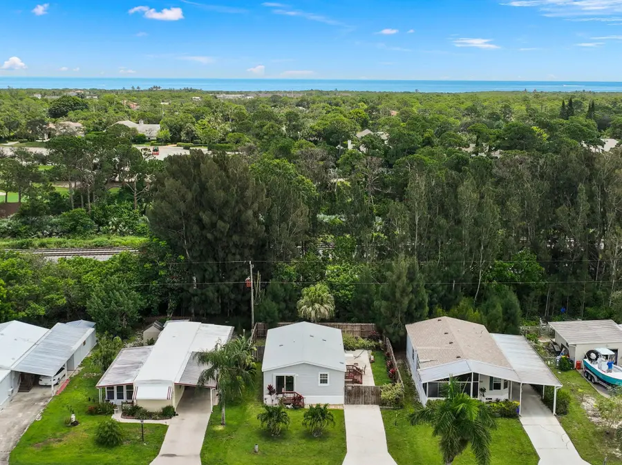 8011 SE Skylark Avenue, Hobe Sound, FL 33455 - #2