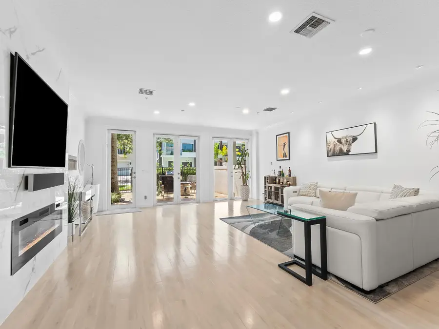 1806 NE 26th Avenue, Fort Lauderdale, FL 33305 - #3