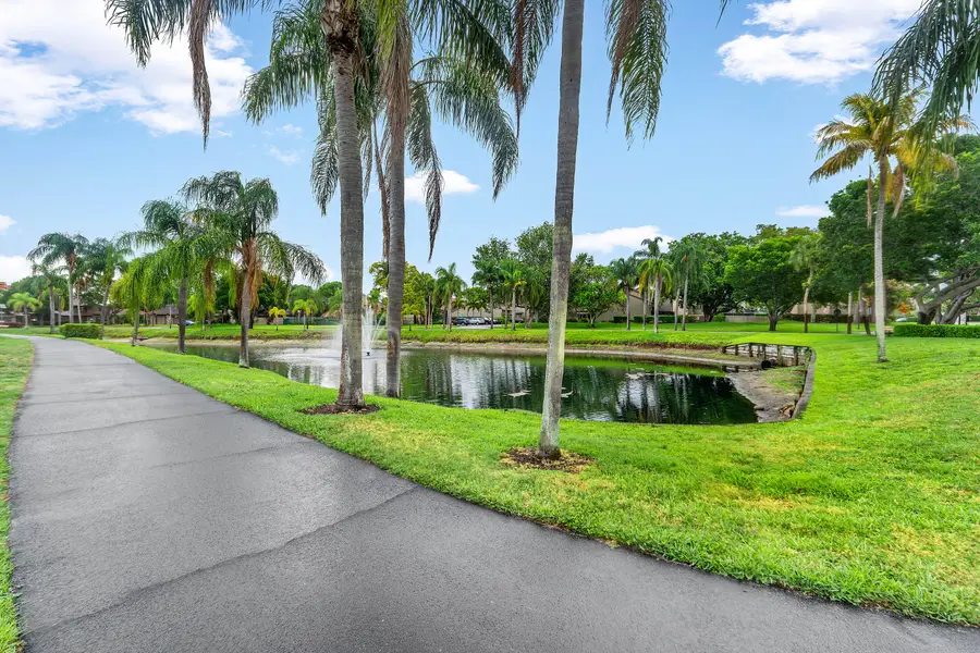11122 Curry Drive, Palm Beach Gardens, FL 33418 - #2