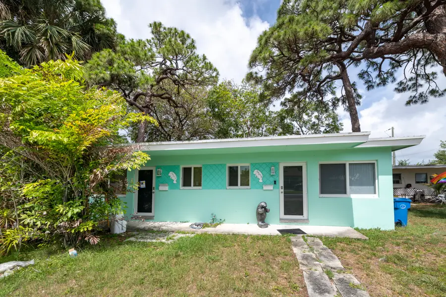 3467 NE 13th Avenue #A+b, Oakland Park, FL 33334 - #2