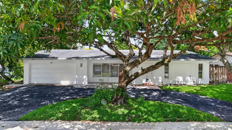 1761 NW 107th Avenue, Pembroke Pines, FL 33026 - #2