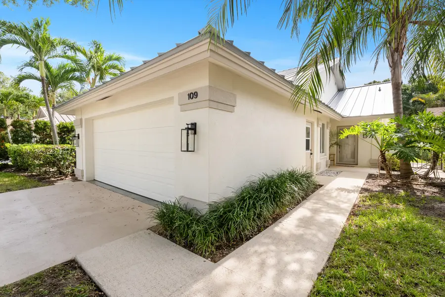 109 Harbourside Circle, Jupiter, FL 33477 - #2