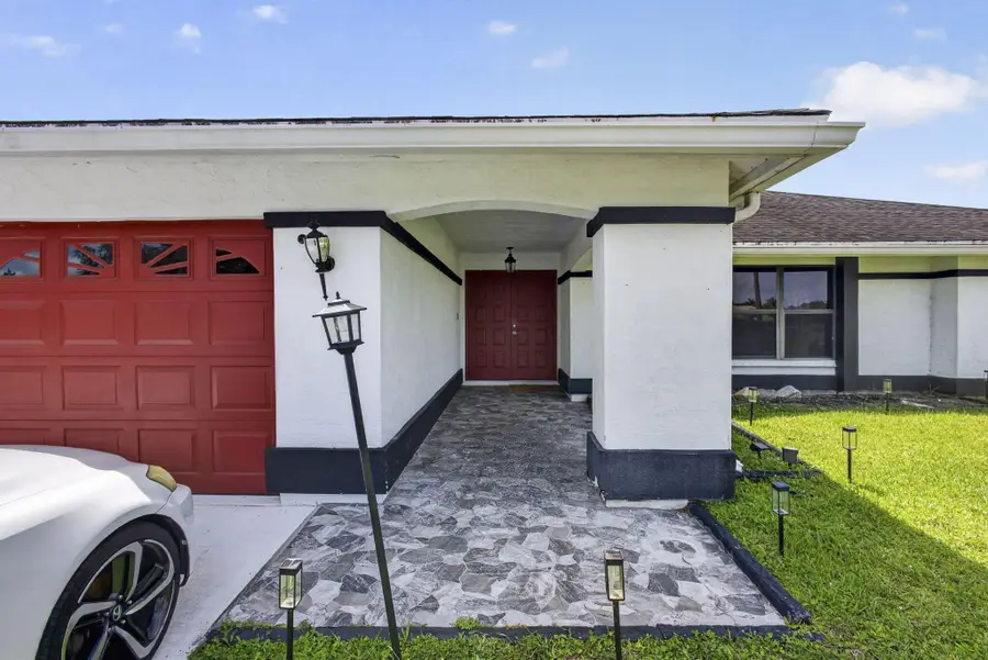 106 Segovia Court, Royal Palm Beach, FL 33411 - #3
