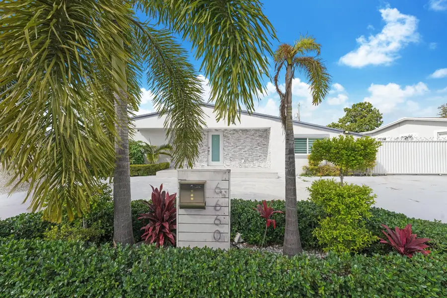 6660 W 13th Avenue, Hialeah, FL 33012 - #2