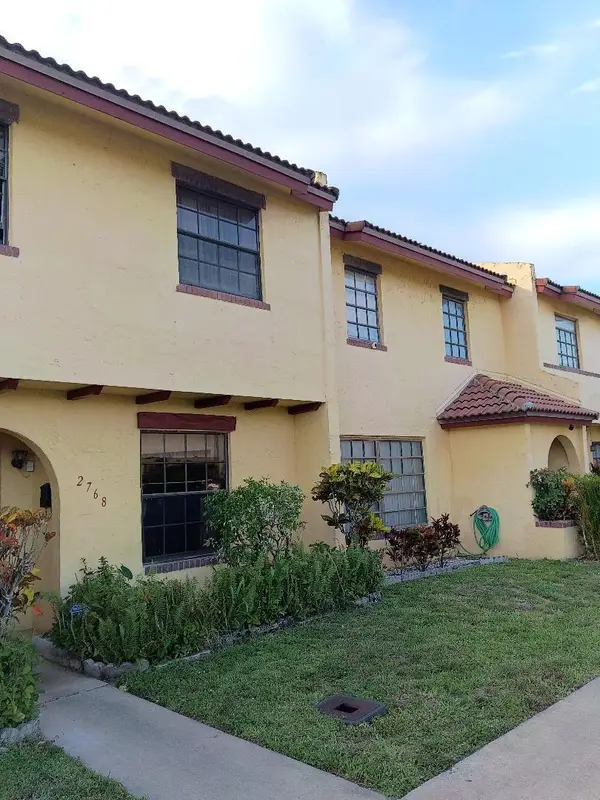 2768 NW 47th Lane #2803, Lauderdale Lakes, FL 33313