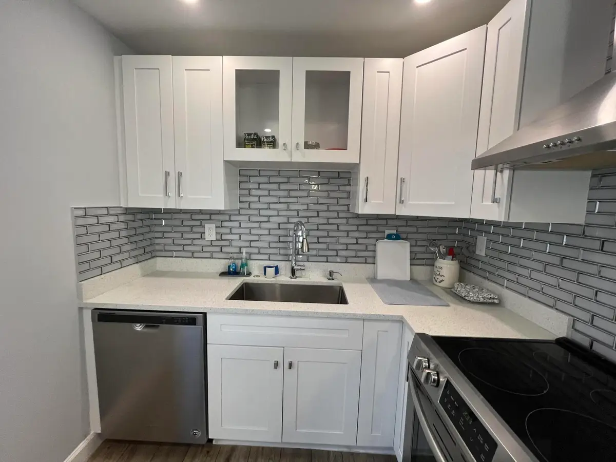 812 Burgundy, Delray Beach, FL 33484 - #1