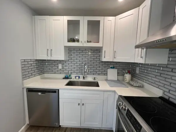812 Burgundy, Delray Beach, FL 33484