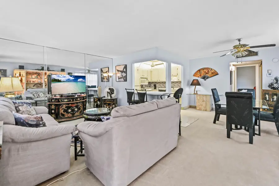 38 Saxony, Delray Beach, FL 33446 - #2