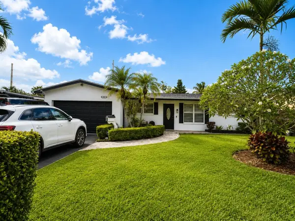 2711 Arthur Street, Hollywood, FL 33020