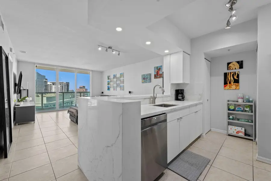 347 N New River Drive E #2707, Fort Lauderdale, FL 33301 - #3