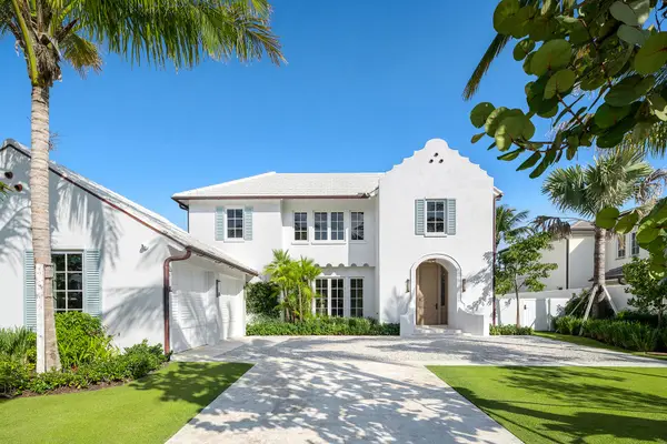 2219 E Ibis Isle Rd Road E, Palm Beach, FL 33480