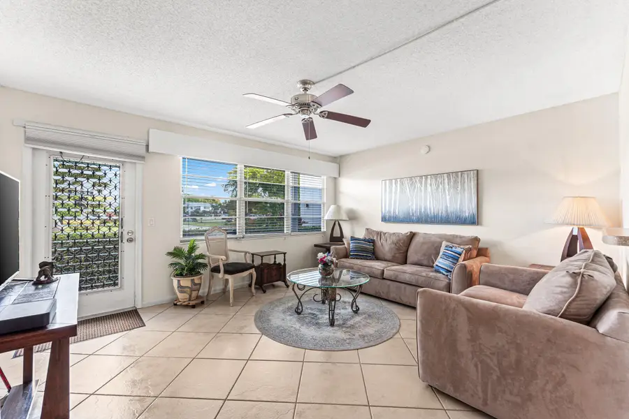 1017 Harwood C, Deerfield Beach, FL 33442 - #3