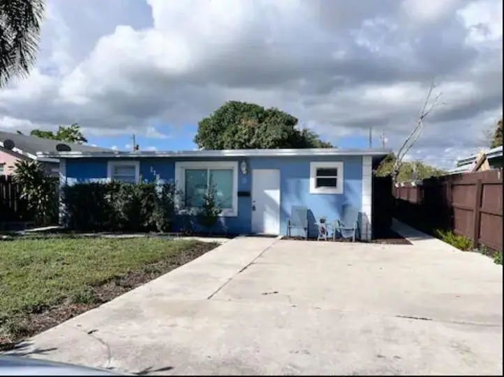 118 SW 12th Avenue, Delray Beach, FL 33444 - #1