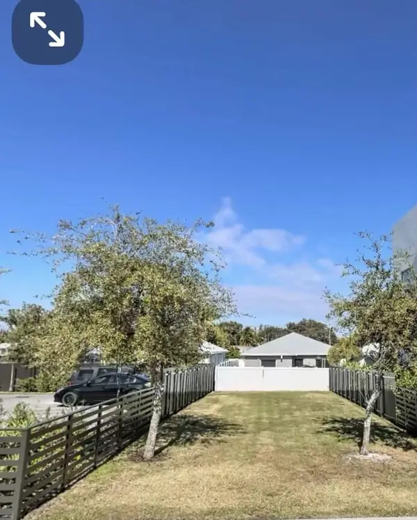 514 Foster Road, Hallandale Beach, FL 33009
