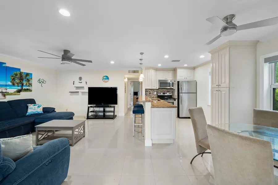 334 Burgundy G, Delray Beach, FL 33484 - #3