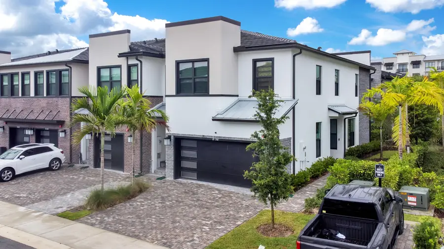 8358 NW 7th Place, Plantation, FL 33324 - #2