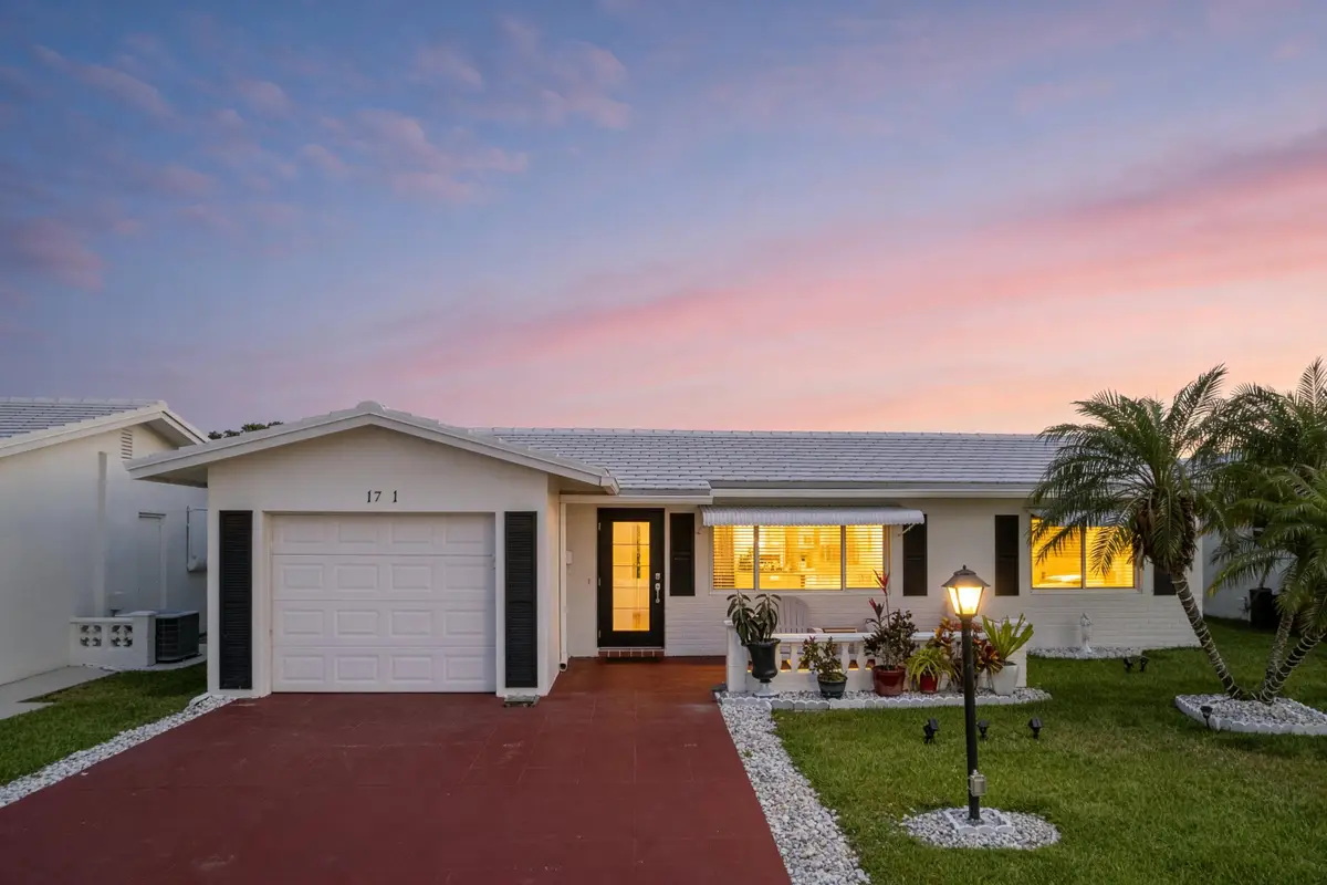 1701 SW 8th Avenue, Boynton Beach, FL 33426 - #1