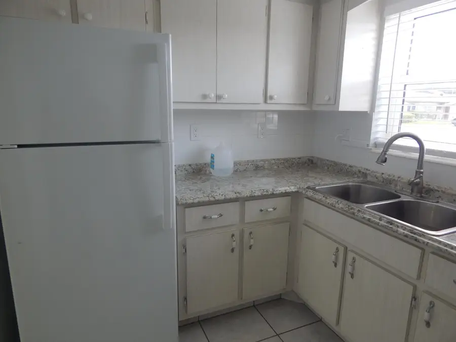 2930 E Ashley Dr Drive E #B, West Palm Beach, FL 33415 - #3