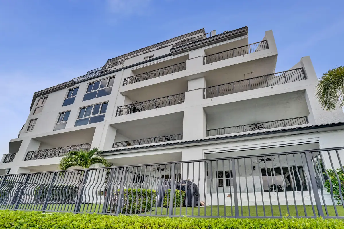 615 Bayshore Drive #402, Fort Lauderdale, FL 33304 - #1