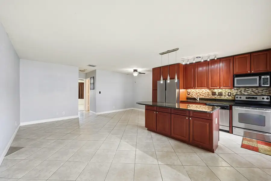 2881 NE 32nd Street #118, Fort Lauderdale, FL 33306 - #3