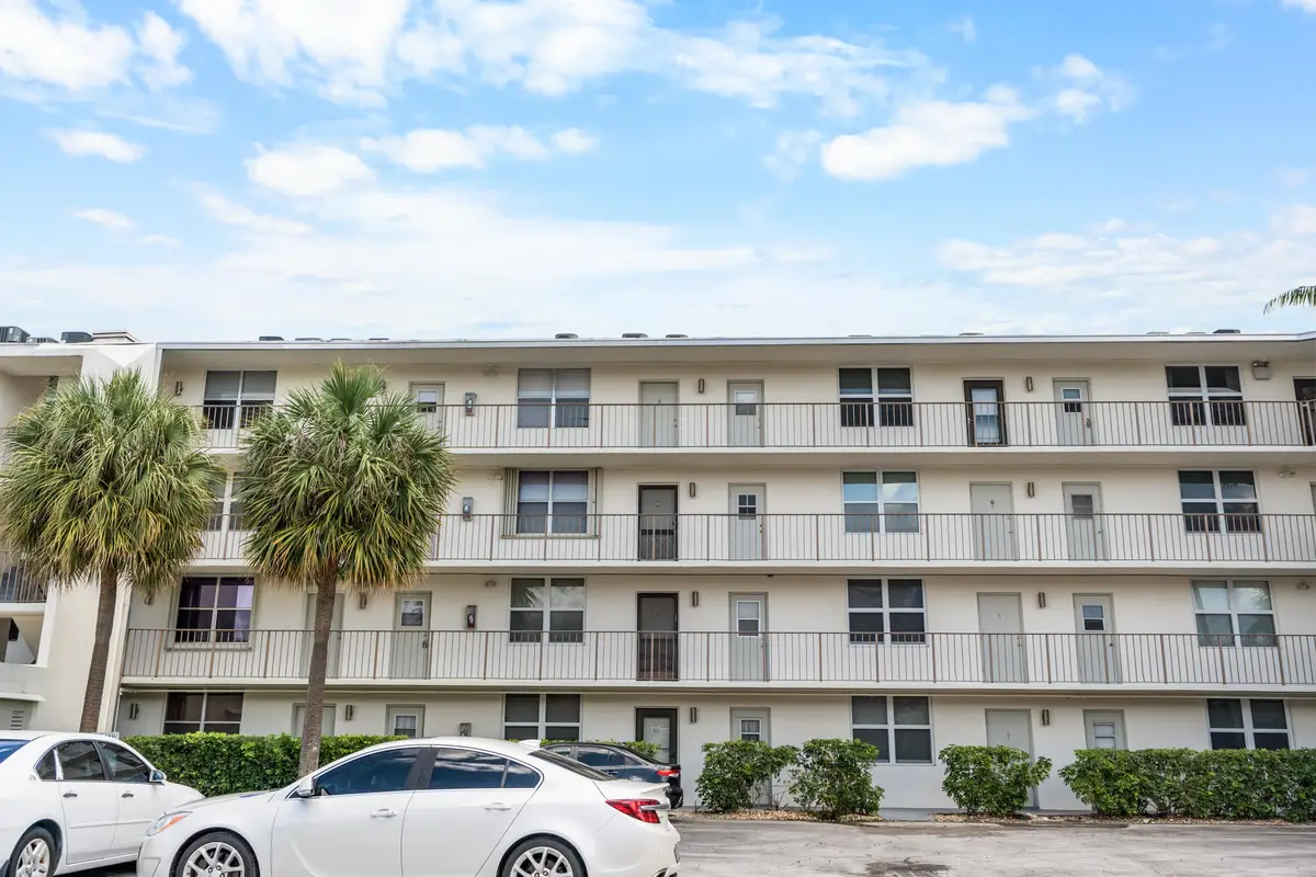 4501 NE 21 Avenue #406, Fort Lauderdale, FL 33308 - #1