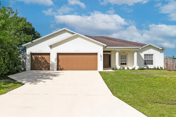 232 SW Aldoro Place, Port St Lucie, FL 34953
