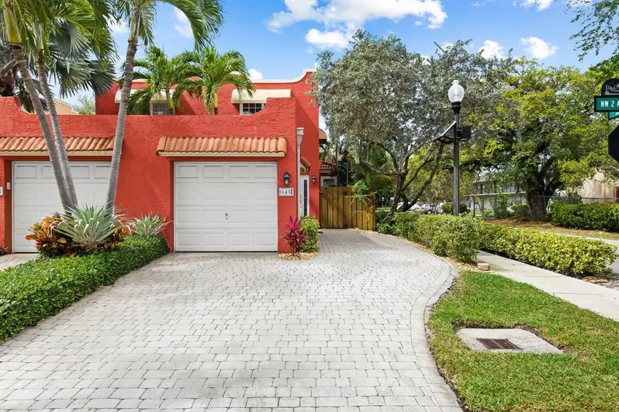 645 NW 2nd Avenue, Fort Lauderdale, FL 33311 - #2